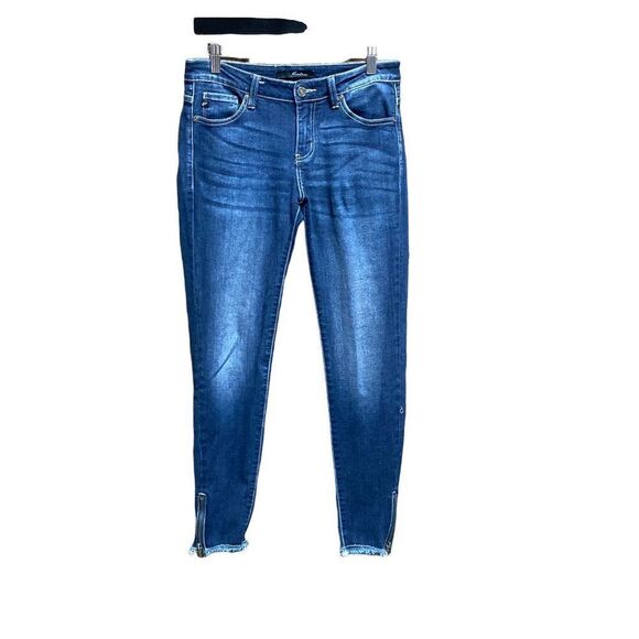KanCan Straight Leg Zipper Bottom Jean Size 27 - Picture 1 of 6
